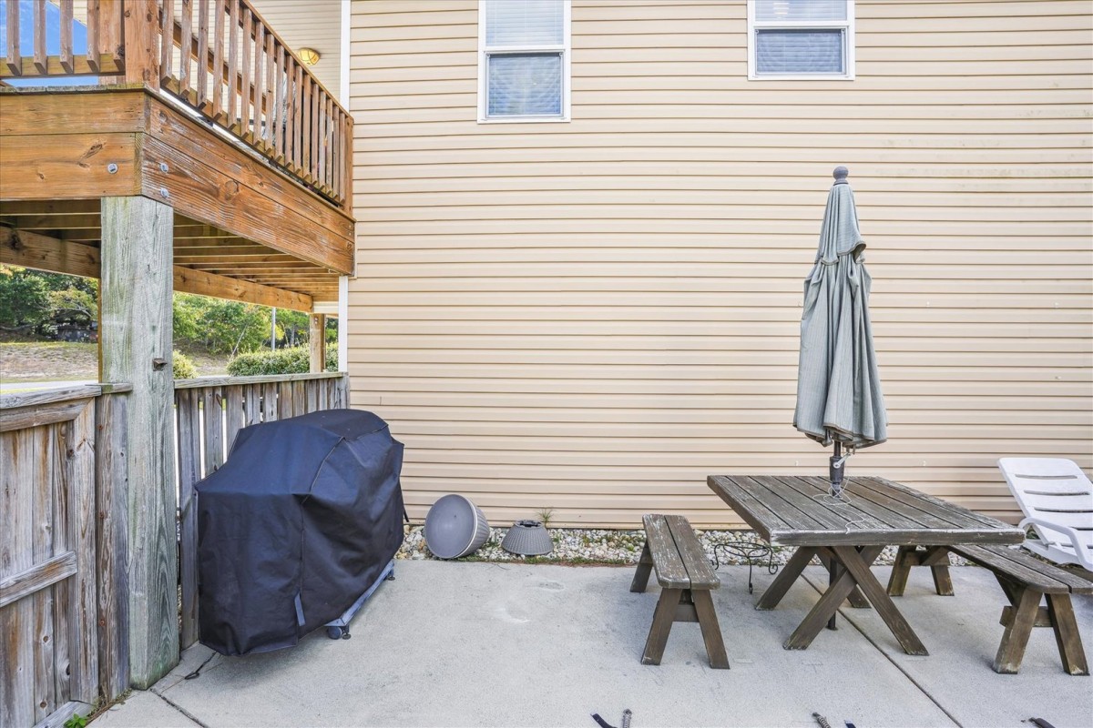 Run Hill Retreat Kill Devil Hills, NC Cola Vaughan Realty